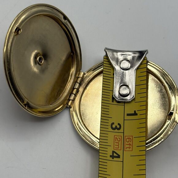 Vintage Mid Century Gold With Red Guilloche Enamel Seed Pearls Locket - Picture 4 of 5